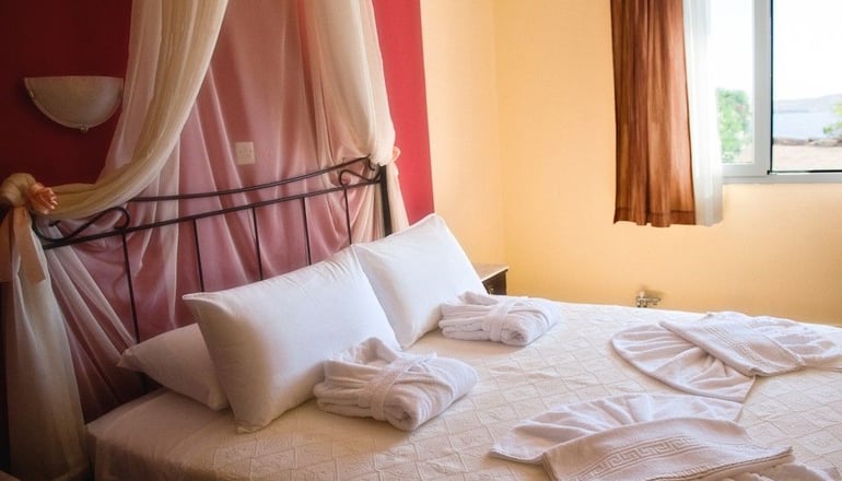 Sunrise Beach Suites - Αζόλιμνος, Σύρος