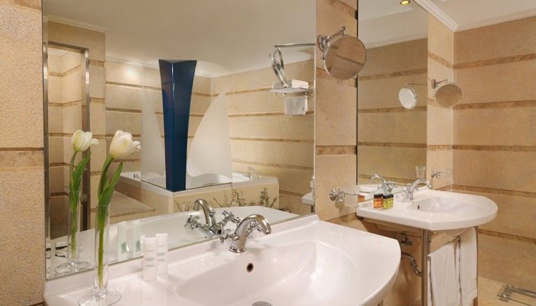 Airotel Stratos Vassilikos Hotel