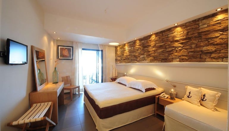 Vrahos Boutique Hotel - Καραβοστάσι, Φολέγανδρος
