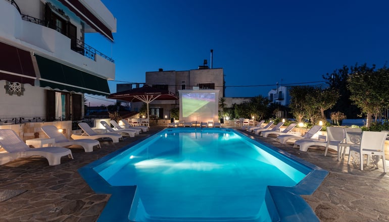 Yianna Hotel