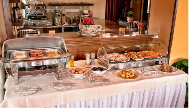 4* Φρόντζου Πολιτεία Hotel