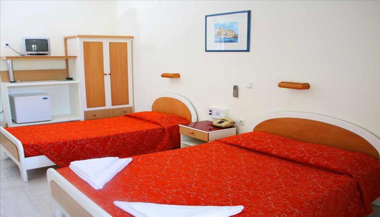 4* Aristoteles Beach Hotel