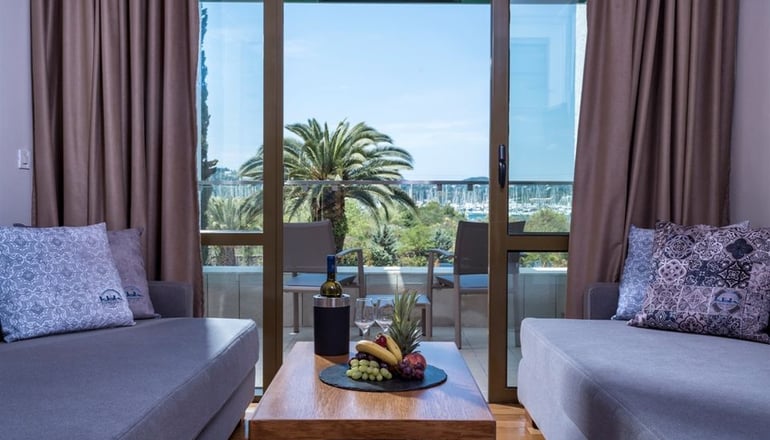 5* Kontokali Bay Resort & Spa