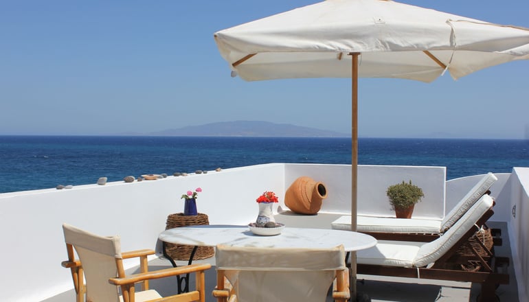 Vrachia Studios Santorini