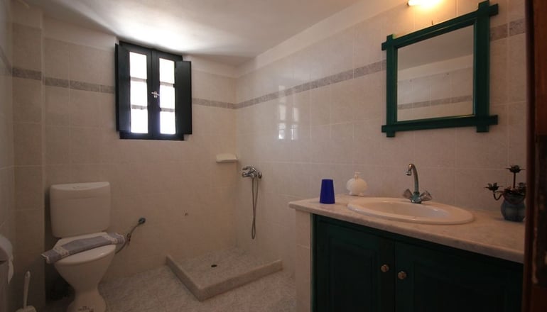 Vrachia Studios Santorini