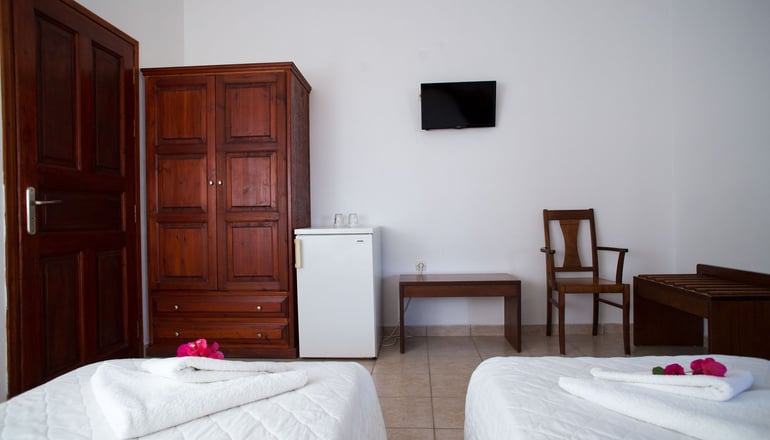 5* Maistros Village Hotel - Καρτεράδος, Σαντορίνη