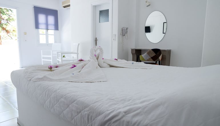 5* Maistros Village Hotel - Καρτεράδος, Σαντορίνη