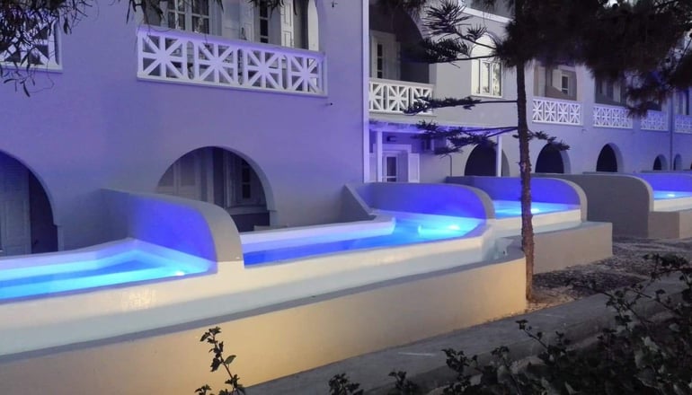 5* Maistros Village Hotel - Καρτεράδος, Σαντορίνη