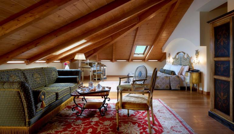 4* Grande Bretagne Hotel