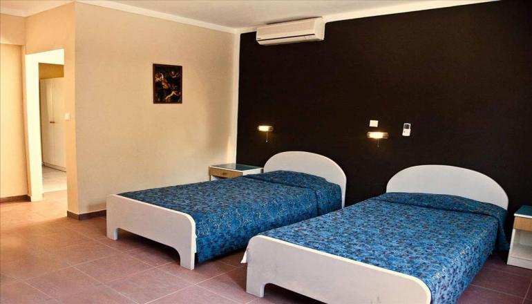 4* Aristoteles Beach Hotel