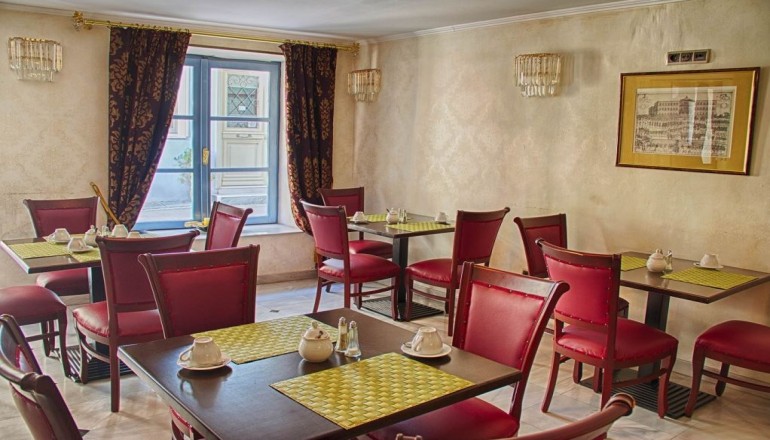 Hotel Dias
