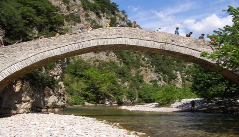 Ξενώνας Σεμέλη - ΕΥ ΖΗΝ -ACTIVE