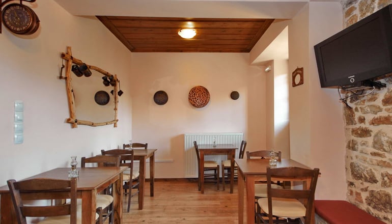 Θέα Βαλτεσινίκου