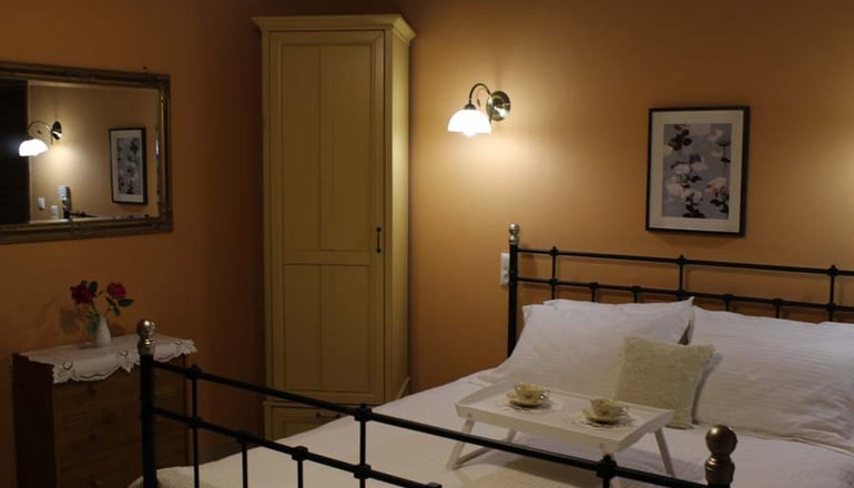 Παραδοσιακός Ξενώνας Μαρούσιω