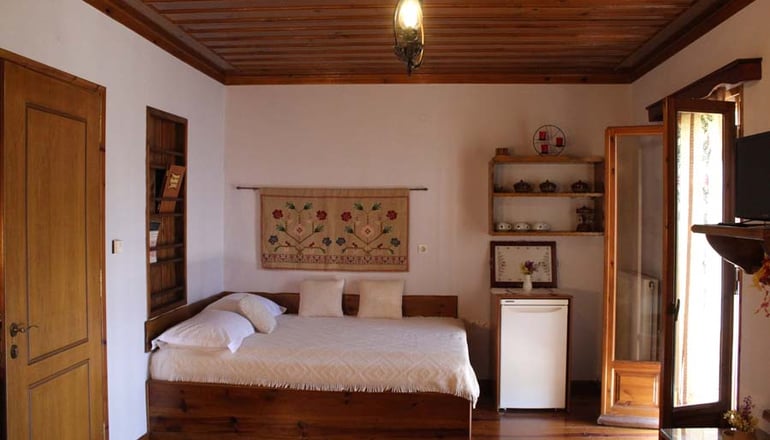 Παραδοσιακός Ξενώνας Μαρούσιω