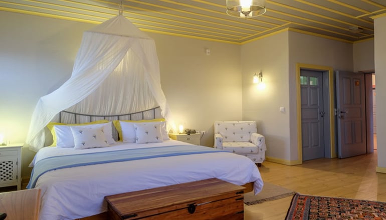 Ξενώνας Κυριακή & Αμφίκλεια Suites - Αμφίκλεια, Παρνασσός