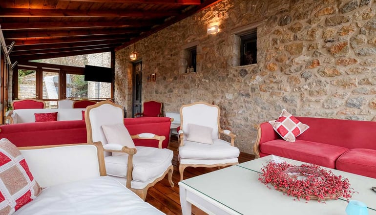 Ξενώνας Κυριακή & Αμφίκλεια Suites - Αμφίκλεια, Παρνασσός