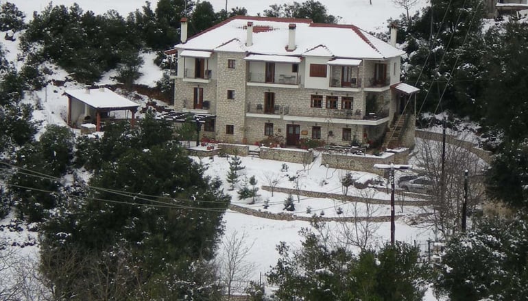 Παραδοσιακός Ξενώνας Μαρούσιω