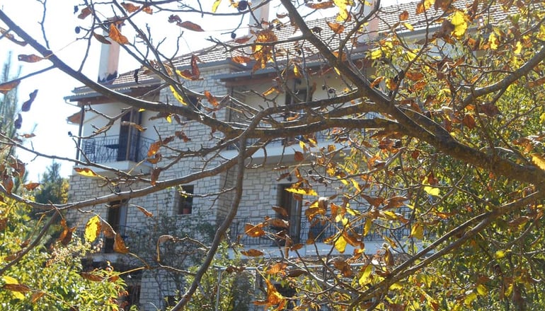 Παραδοσιακός Ξενώνας Μαρούσιω