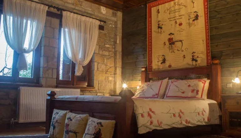 Τα Πέτρινα της Ελάτης