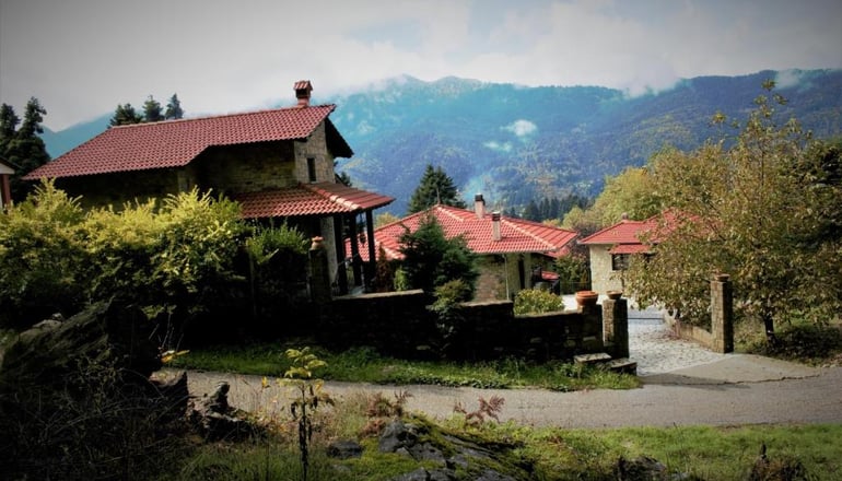 Τα Πέτρινα της Ελάτης