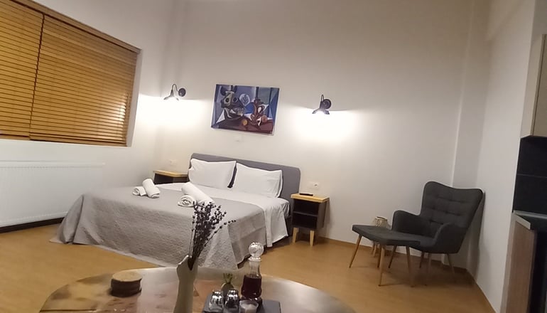 Το μπαλκόνι του Όρλιακα - Σπήλαιο, Γρεβενά