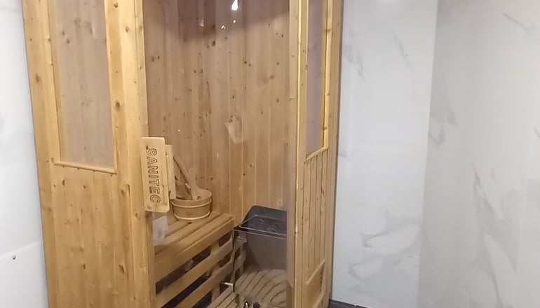 Το μπαλκόνι του Όρλιακα - Σπήλαιο, Γρεβενά