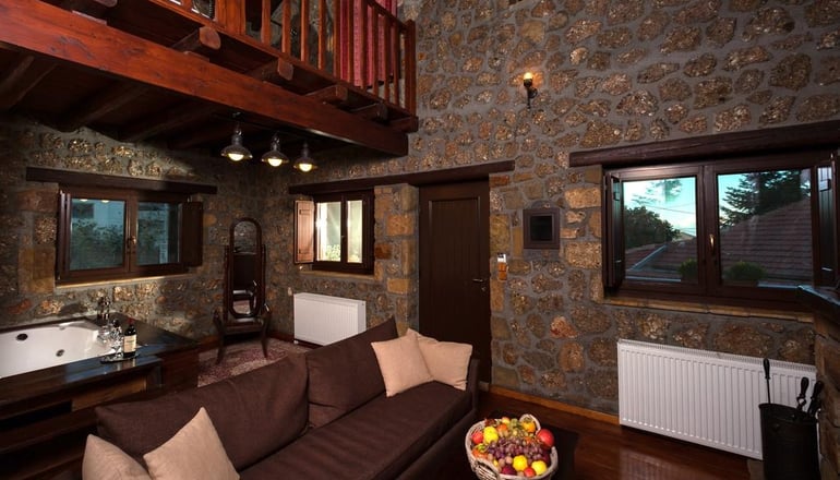 Ξενώνας Πέρα Αλώνια