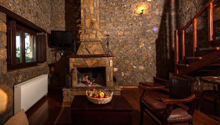 Ξενώνας Πέρα Αλώνια