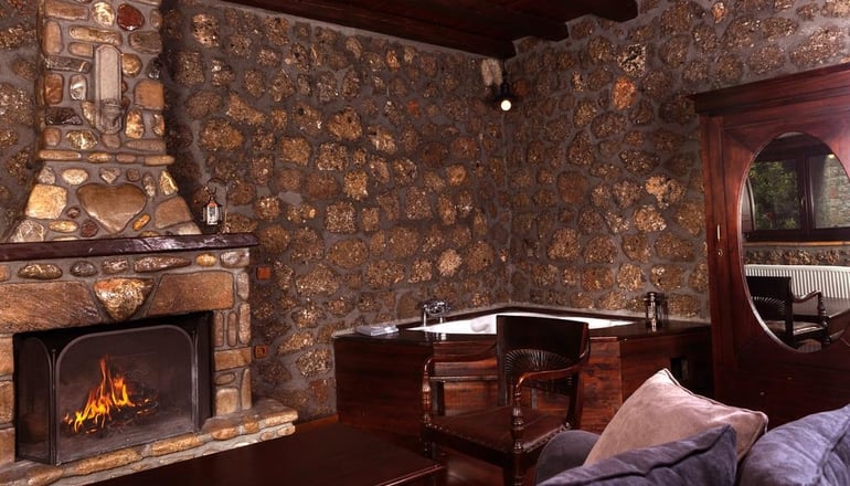 Ξενώνας Πέρα Αλώνια