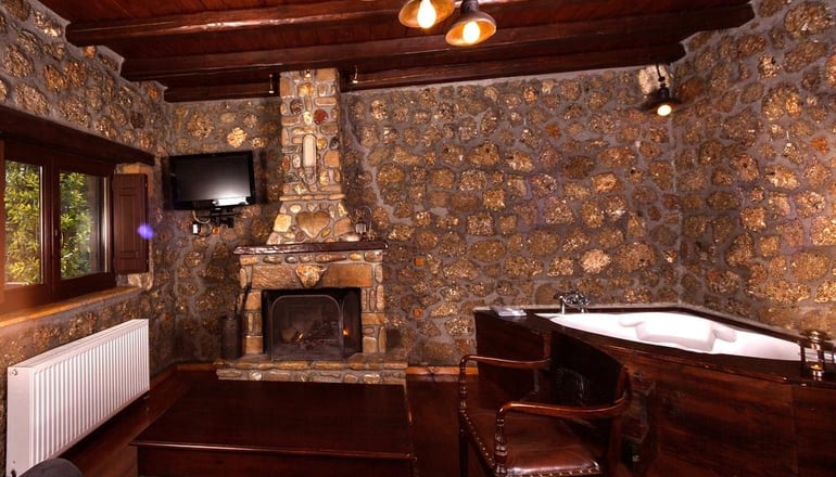 Ξενώνας Πέρα Αλώνια