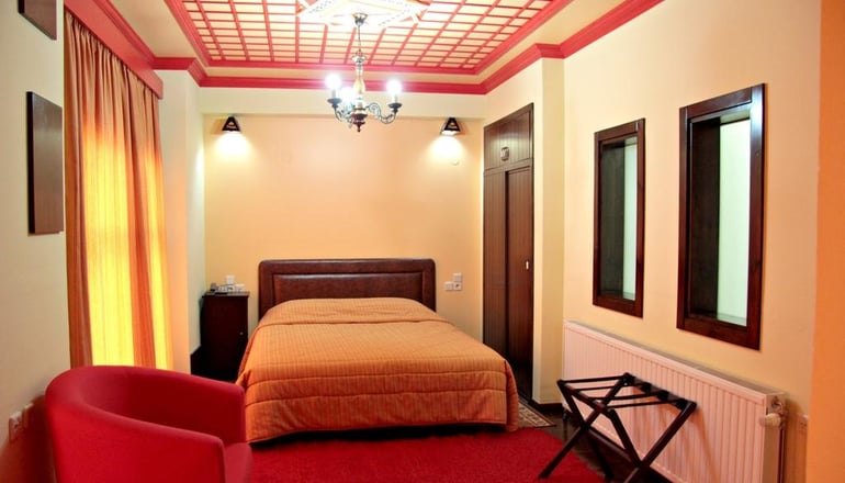 Ξενοδοχείο Ταξιάρχες