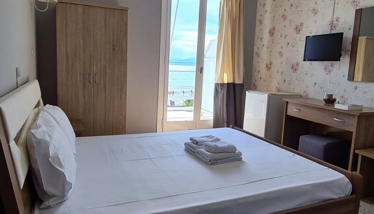 Θάλασσα Hotel