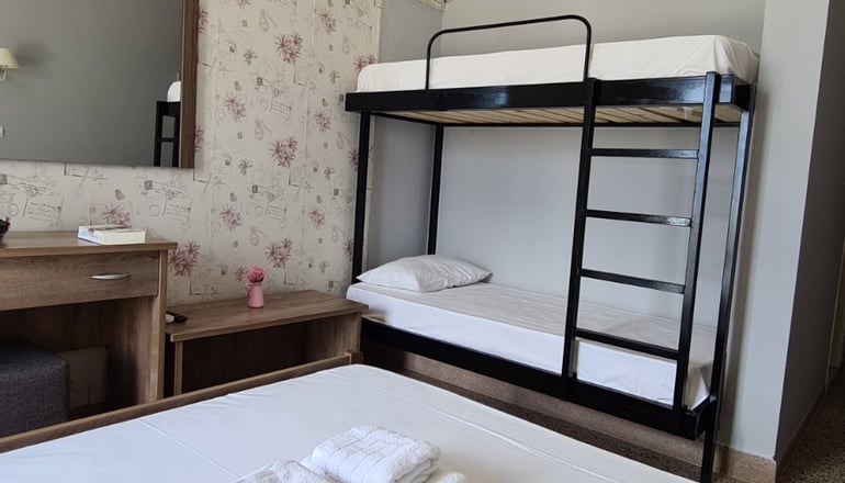 Θάλασσα Hotel