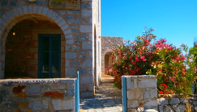Οικολογικός Ξενώνας «Philothea» - Δροσοπηγή Μάνης