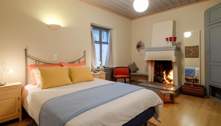 Ξενώνας Κυριακή & Αμφίκλεια Suites - Αμφίκλεια, Παρνασσός