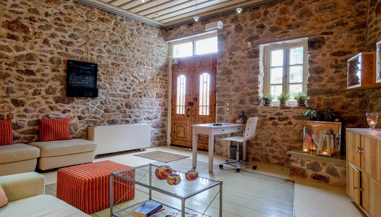 Ξενώνας Κυριακή & Αμφίκλεια Suites - Αμφίκλεια, Παρνασσός