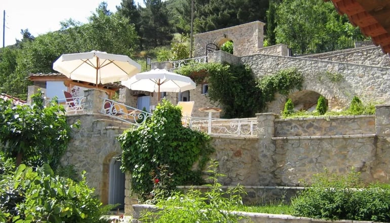 Ξενώνας Κυριακή & Αμφίκλεια Suites - Αμφίκλεια, Παρνασσός