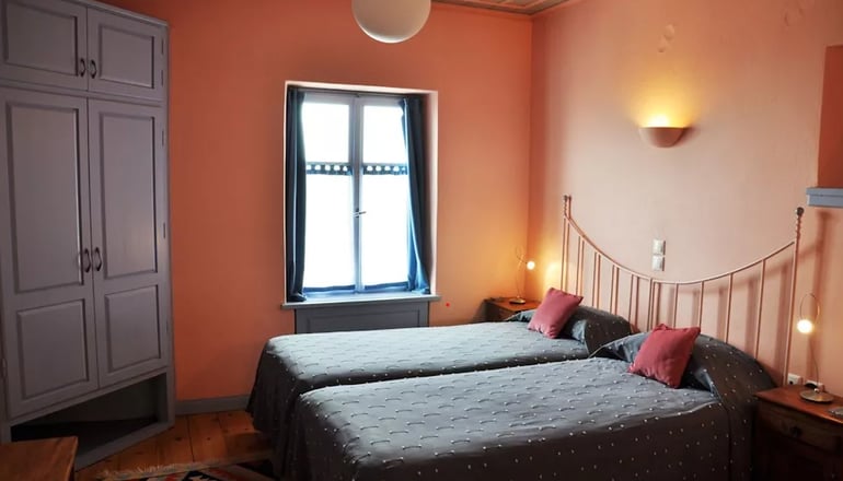 Ξενώνας Κυριακή & Αμφίκλεια Suites - Αμφίκλεια, Παρνασσός