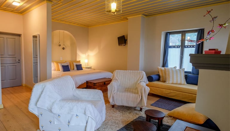 Ξενώνας Κυριακή & Αμφίκλεια Suites - Αμφίκλεια, Παρνασσός