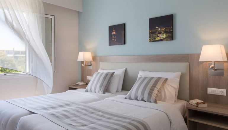 4* Acharavi Beach Hotel