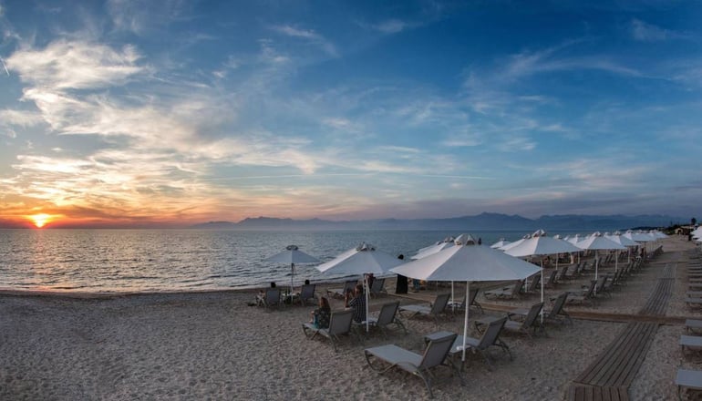 4* Acharavi Beach Hotel