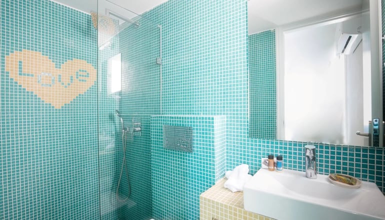 Acqua Vatos Santorini