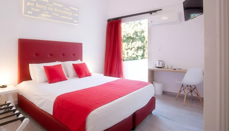 Acqua Vatos Santorini