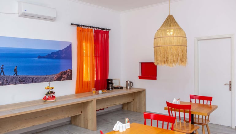 Acqua Vatos Santorini