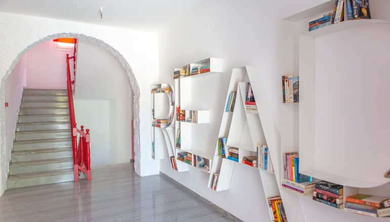 Acqua Vatos Santorini