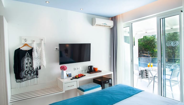 Acrotel Lily Ann Boutique