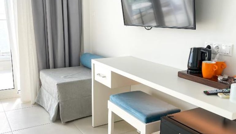 Acrotel Lily Ann Boutique