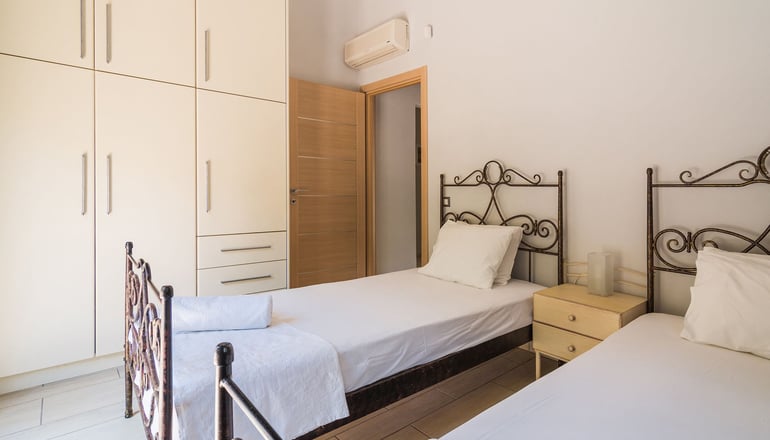 Adam & Eve Villas by Bill & John Apartments Athens