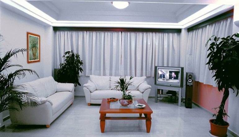 Adonis Hotel & Apartments